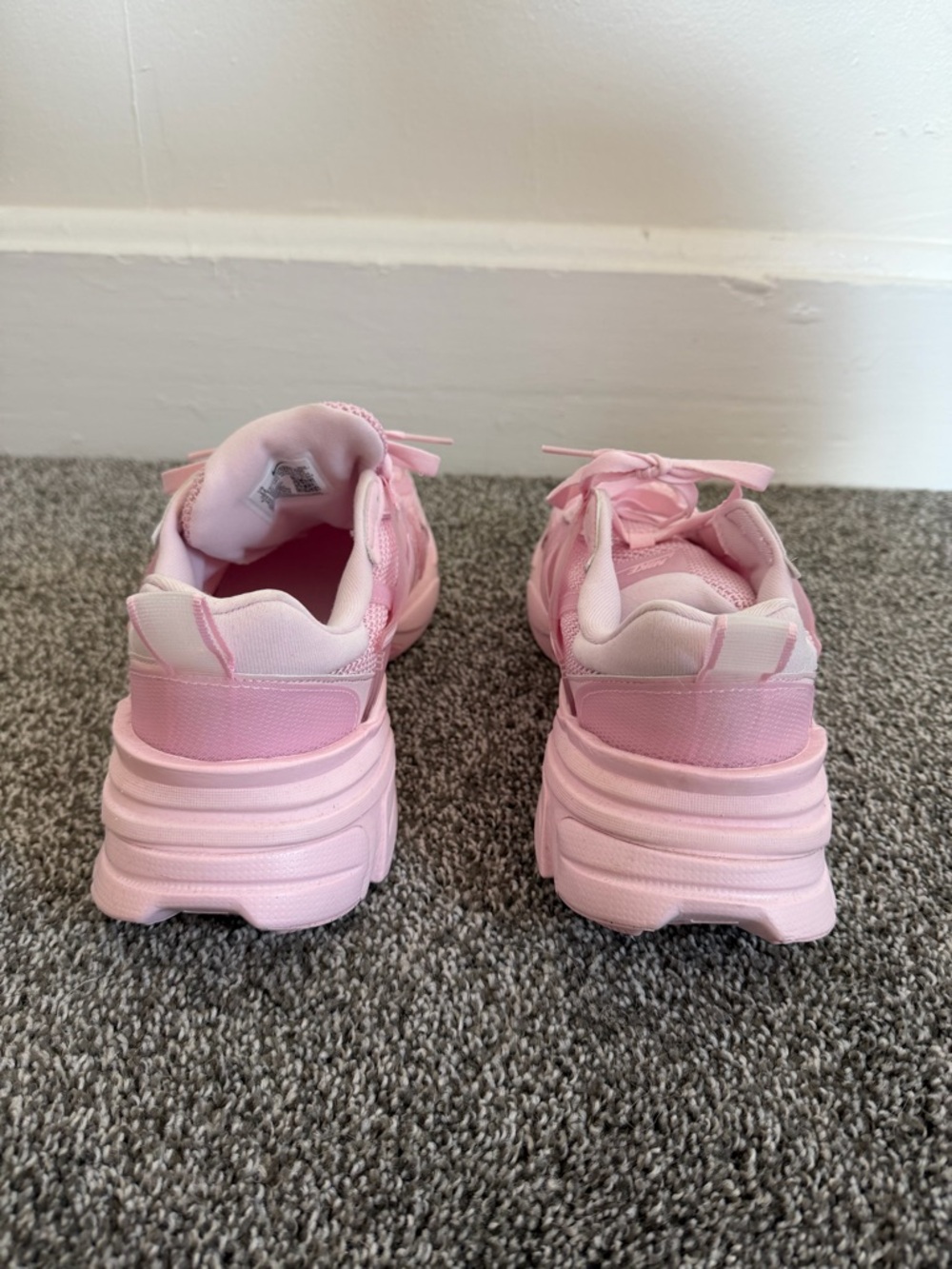 Nike Women's Pink Floral-Trim Athletic Sneakers - Picture 4 of 5